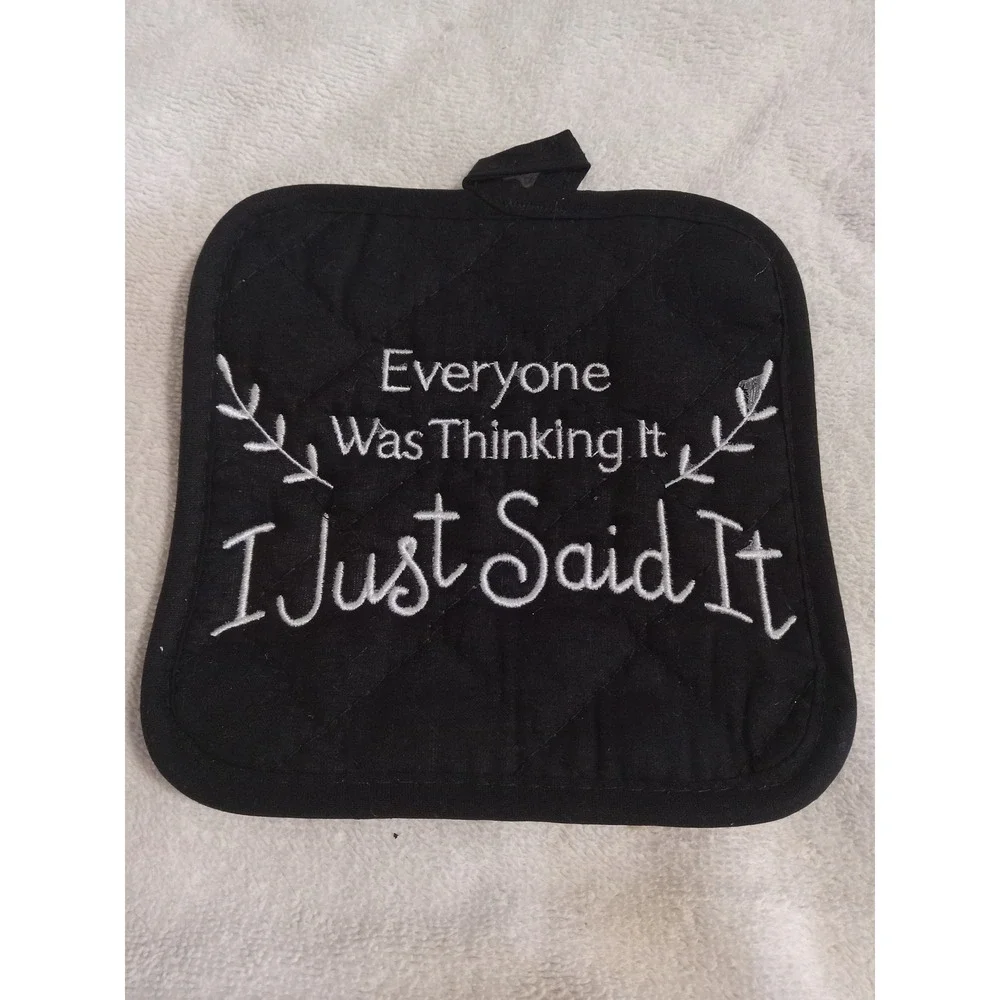 Novelty Potholder Set Funny Kitchen Decor Embroidered Farmhouse Chicken Squirrel